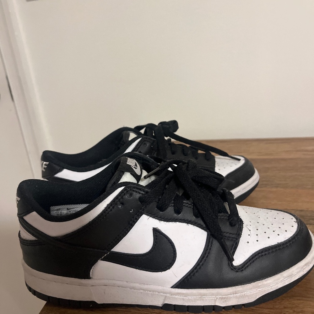 Nike panda Dunks
